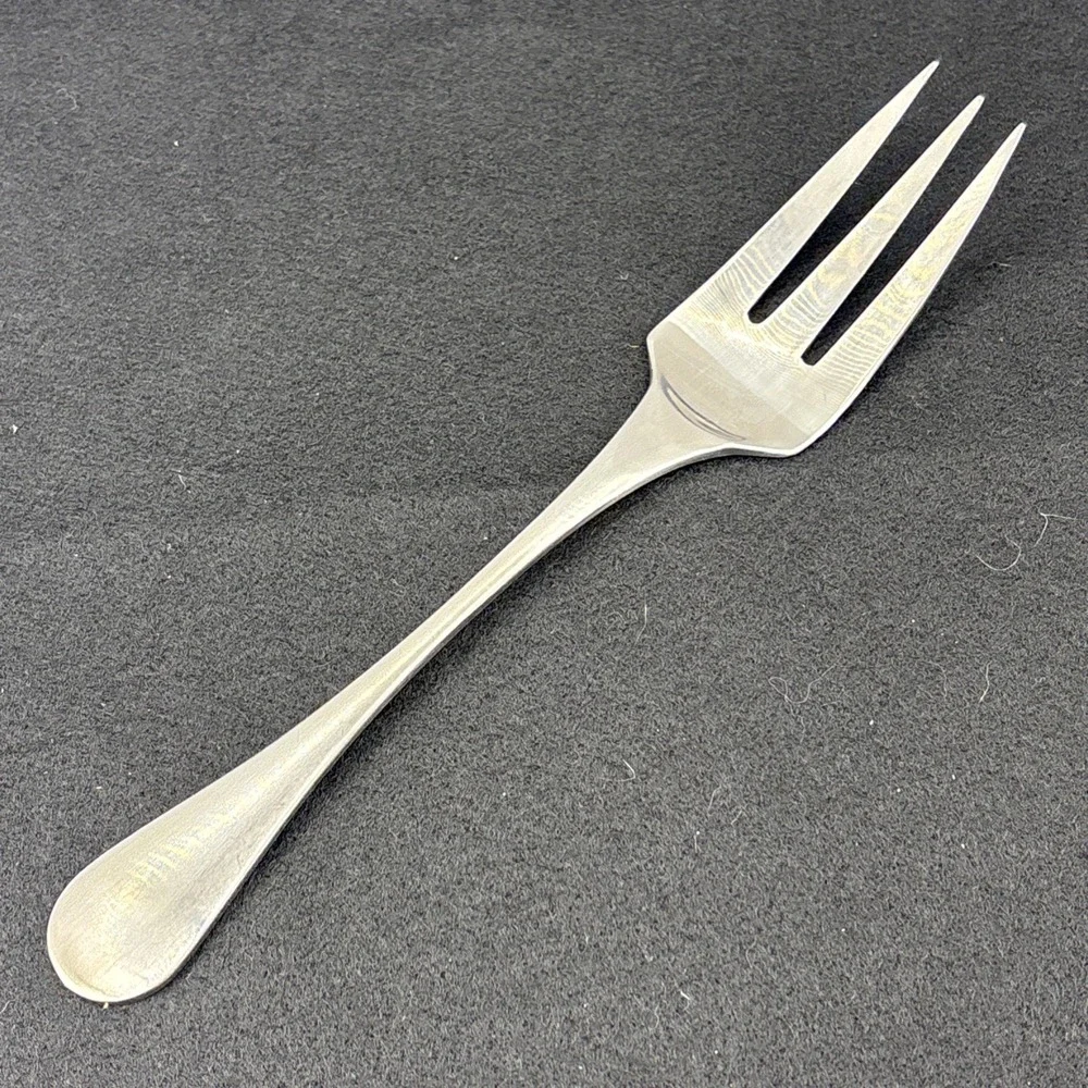 Towle Supreme Cutlery Satin 18/8 Stainless Steel 3 Prong Serving Fork KOREA